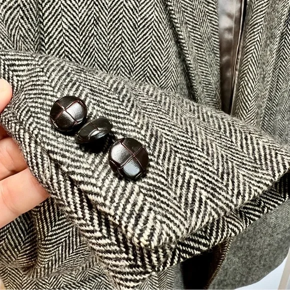 VINTAGE Tweed Sport Coat Blazer 100% Virgin Wool Black Cream Heritage Style 44